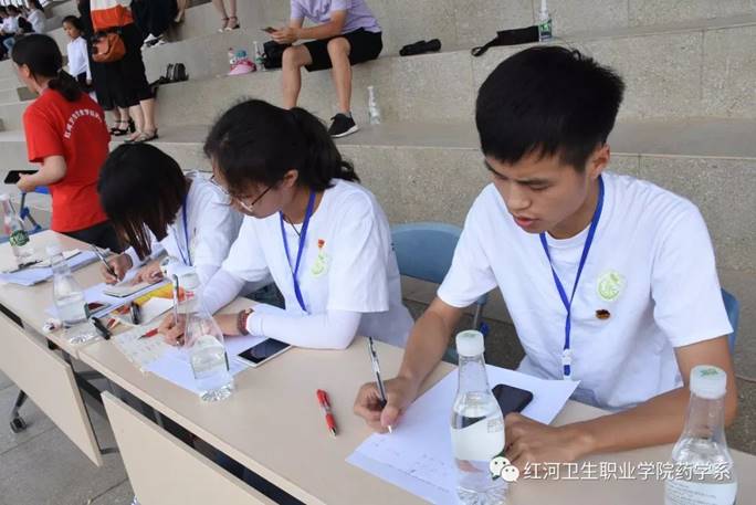 说明: https://mmbiz.qpic.cn/mmbiz_jpg/eVYgWBjNaPCnpjpYQYoKOQMDFCuwafjiaWuam0eqjqib3YjcJD8WrawHO9oFlnddUKnJzx79mIkHlPuUUwqicQsjQ/640?wx_fmt=jpeg