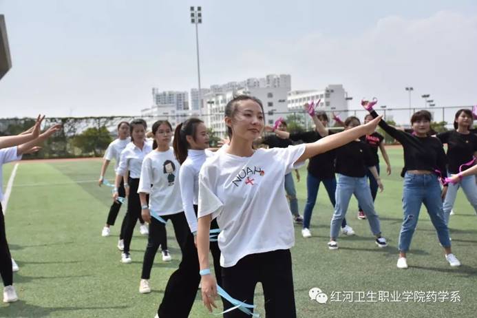 说明: https://mmbiz.qpic.cn/mmbiz_jpg/eVYgWBjNaPCnpjpYQYoKOQMDFCuwafjiaHJAwpDiaqSlOCWTe5J8x7cHZQWWAXiaqxibDzqGcbrFv10FI321FrRuLA/640?wx_fmt=jpeg