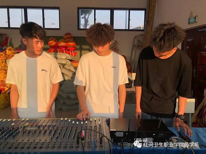 说明: https://mmbiz.qpic.cn/mmbiz_jpg/eVYgWBjNaPCnpjpYQYoKOQMDFCuwafjiaQcDDG2BRa8JNQ0aDZliaic61medg79EiaicwSUsB2EPTicFSdz4sEY4yp7g/640?wx_fmt=jpeg