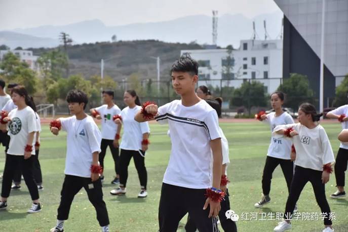 说明: https://mmbiz.qpic.cn/mmbiz_jpg/eVYgWBjNaPCnpjpYQYoKOQMDFCuwafjiaKh32aLc4FX6FrRRpSUmQa2zpPdb8EAW0icvUib3jNr3qb3TVk9Eia18cg/640?wx_fmt=jpeg