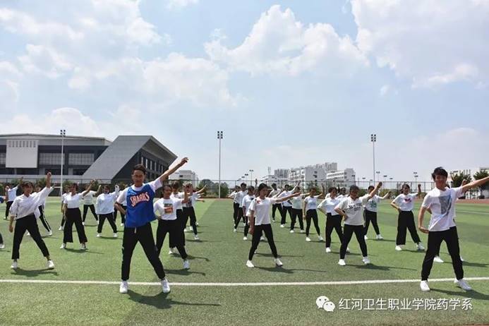 说明: https://mmbiz.qpic.cn/mmbiz_jpg/eVYgWBjNaPCnpjpYQYoKOQMDFCuwafjiakbhYic2bE3CmkvVEMayWibjy8MI6MZ7So0OMmzKWibjics9qlQGBE7siaeA/640?wx_fmt=jpeg