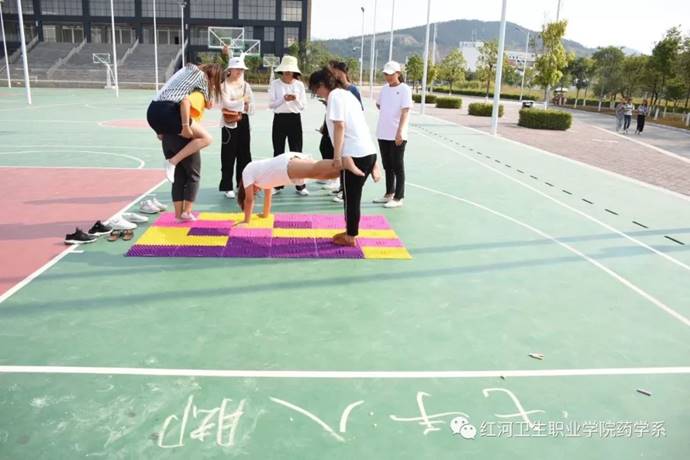 说明: https://mmbiz.qpic.cn/mmbiz_jpg/eVYgWBjNaPAdunaFqPkZrwIDlZxKnGzkzhqhYAFHnDKxTrb7JkAnSqyiahdia0ZlgxTAAJ6C6TibDV1pfKxjbEV9w/640?wx_fmt=jpeg